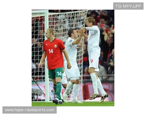 克劳奇：从英格兰高空飞翔到球场传奇的成长之路