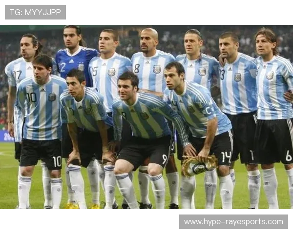 美国足球队明星球员介绍与他们的传奇职业生涯回顾